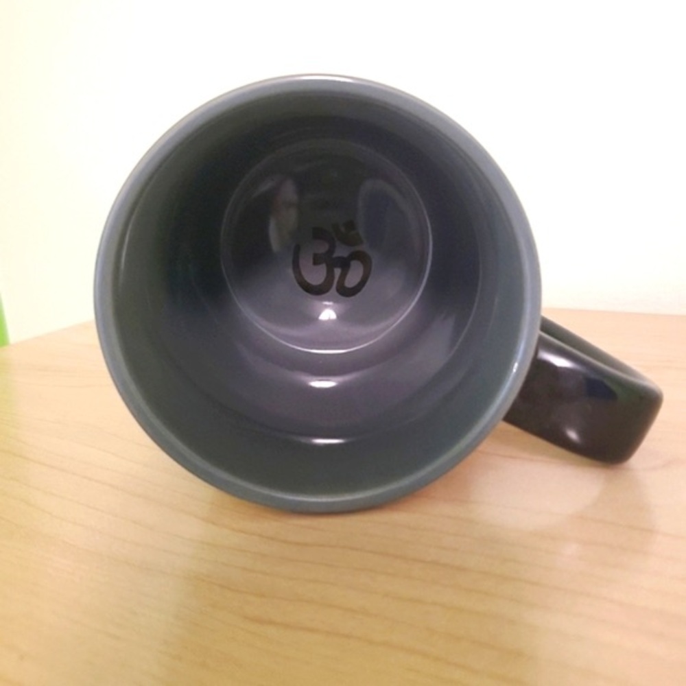 Om Symbol Ceramic Coffeetea Mug - 10 Strawberry Street Mug - Picture 3 of 3